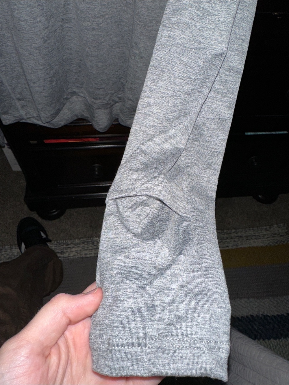 Nike Women’s Light Gray Quarter-Zip Running Pullover - Picture 5 of 6